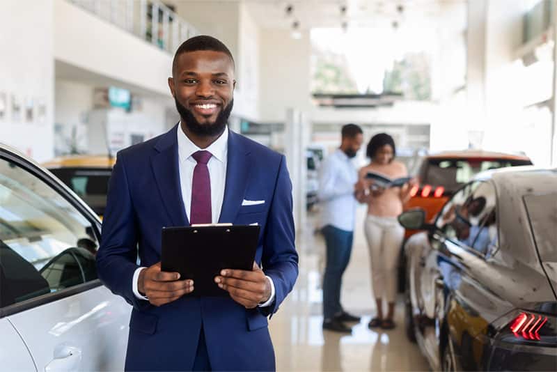 qualities of a car salesperson